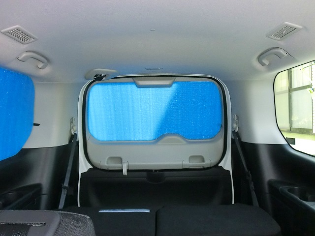 * Nissan Serena C27 специальный полный комплект затеняющий экран, шторки от солнца 