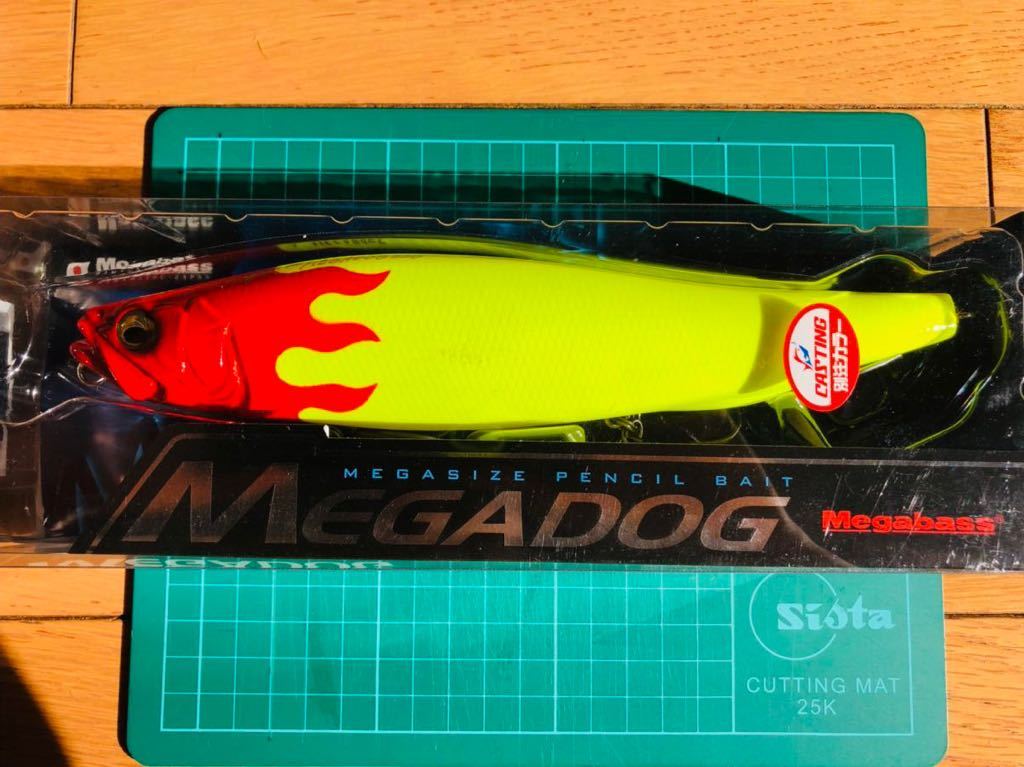 とっておきし福袋 FIRE メガバス Megabass メガドッグ 220 MEGADOG RED