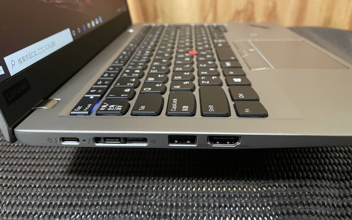 美品・限定色 Thinkpad X1 Carbon 6th Core i5-8350U 8BG/SSD 512GB