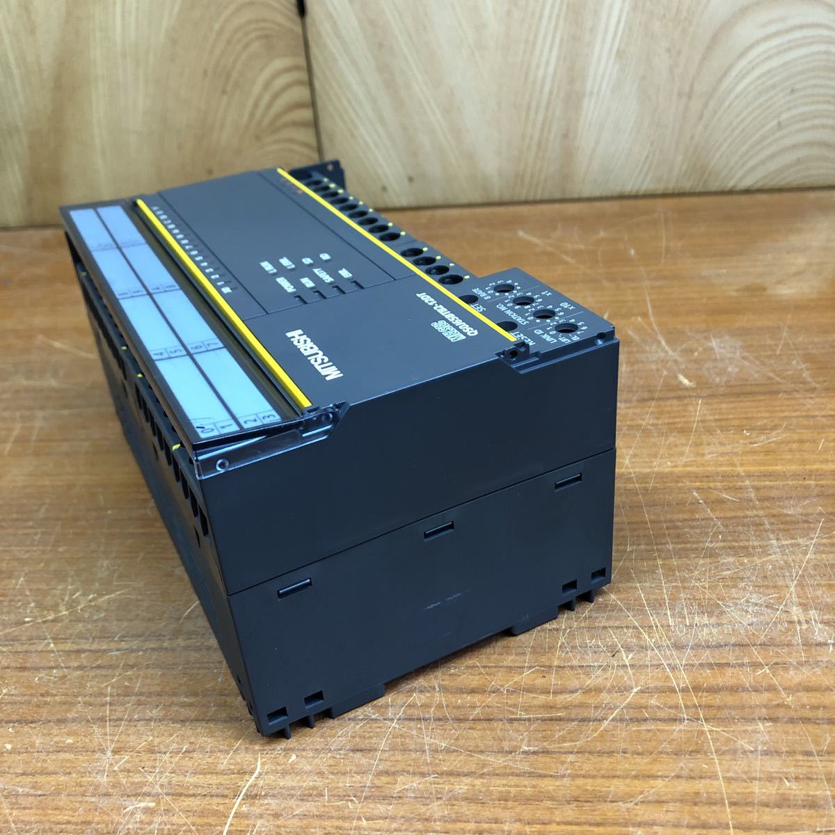 MITSUBISHI QS0J65BTB2-12DT CC-Link SafetyシステムDC入力 MITSUBISHI QS0J65BTB2-12DT CC-Link SafetyシステムDC入力
