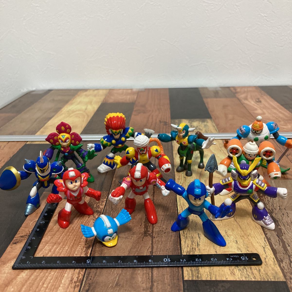 ロックマン6 キャラフルワールド ダイナミックバトル フィギュア レトロ