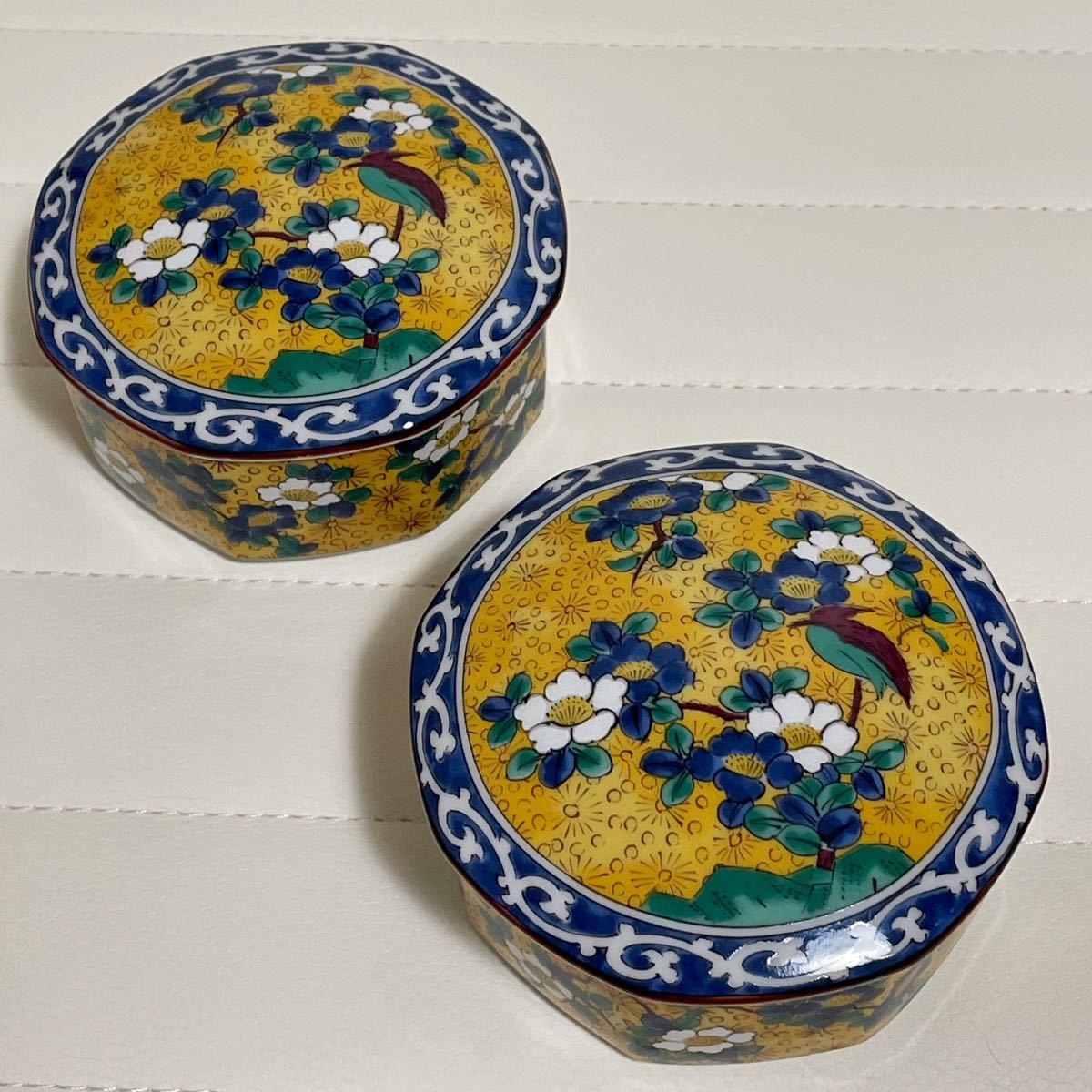 九谷焼 第一陶器 黄地花鳥 蓋物 蓋付き小鉢 2点セット 小物入れ 九谷焼 第一陶器 黄地花鳥 蓋物 蓋付き小鉢 2点セット 小物入れ