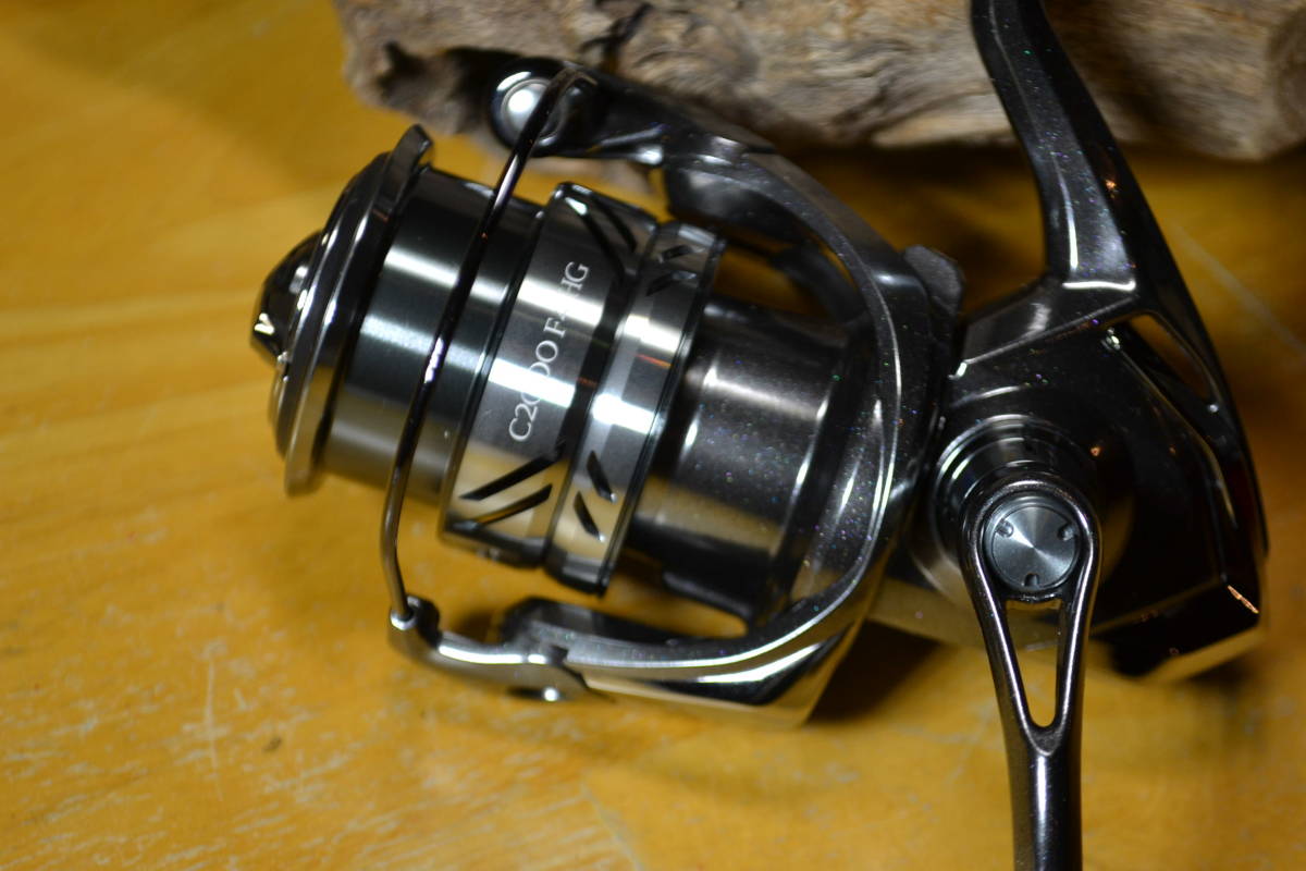 シマノ コンプレックス XR C2000 F4 HG ① 使用3か月 超(シマノ)|売買