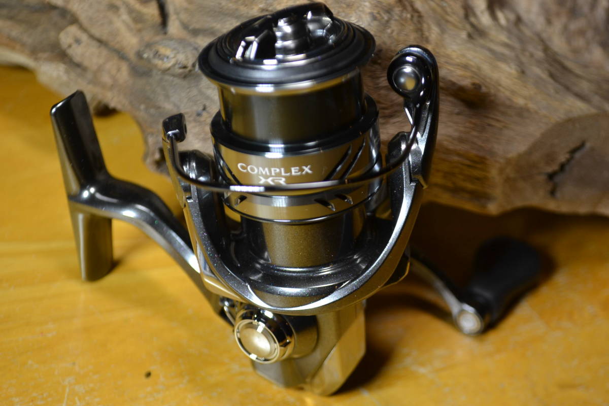 シマノ コンプレックス XR C2000 F4 HG ① 使用3か月 超(シマノ)|売買