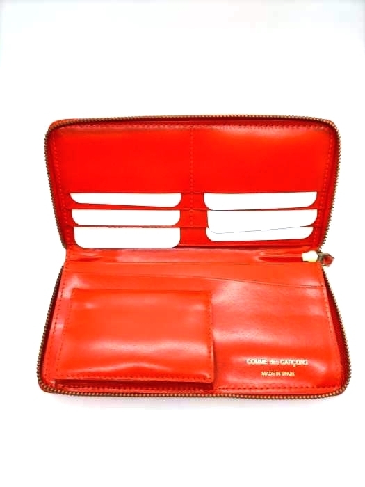 コムデギャルソン COMME des GARCONS 長財布レディース レザーラウンドジップ 長財布 中古 古着 1433