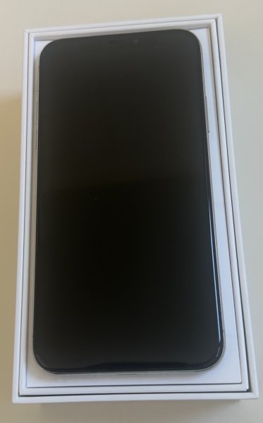 アップル Apple iPhone X 64GB シルバー 美品 SIMロック解除初期化済