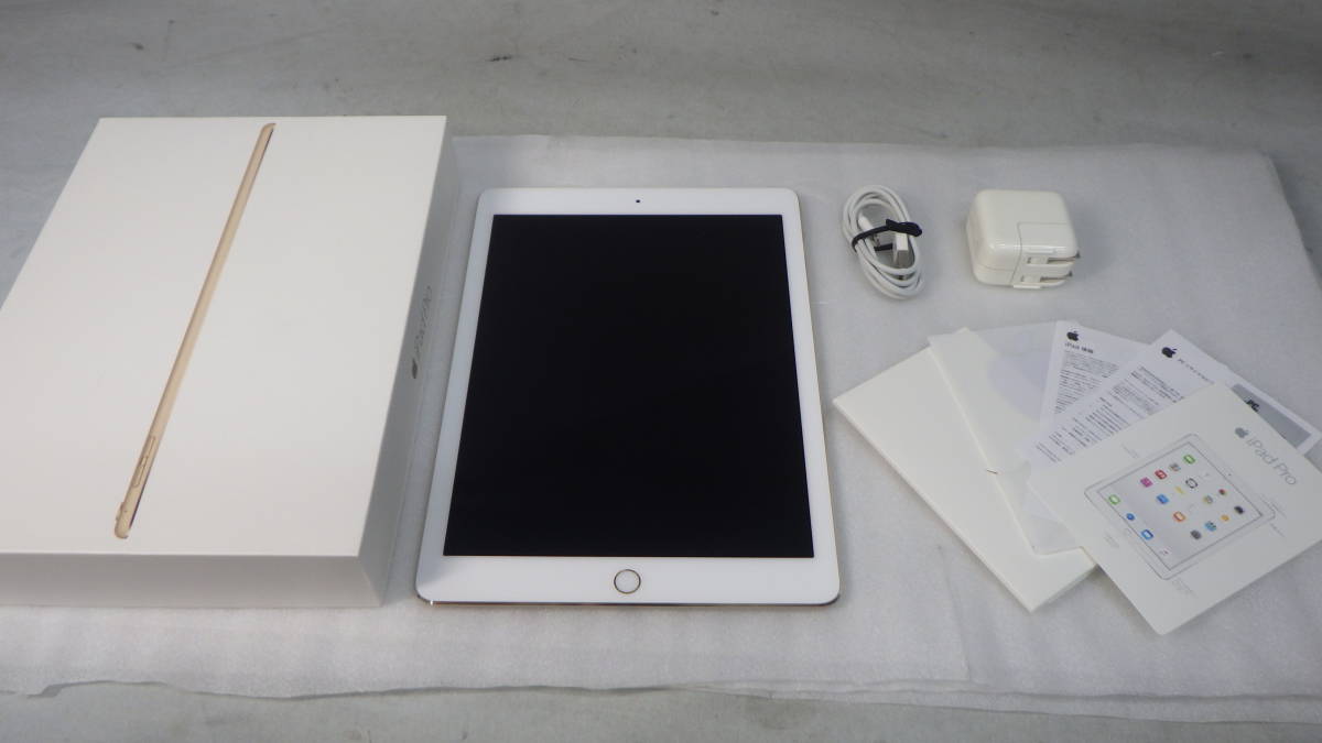 好評最安値 Apple - iPad Pro(9.7インチ) MLMX2J/A Wi-Fi 128Gの通販