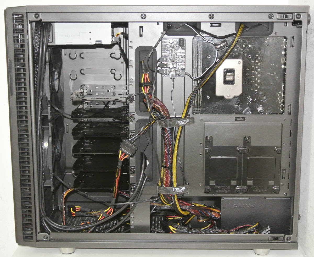 オリジナルゲーミングPC PUBG対応 Core i7-9700K(Coffee Lake)3.60GHz