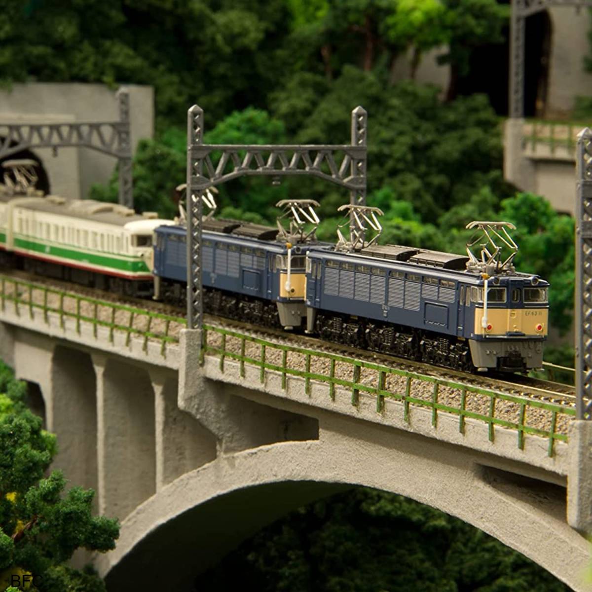 Zゲージ EF63形 1次形 青 重連セット 鉄道模型 電気機関車 ジオラマ ストラクチャー 送料無料 極小