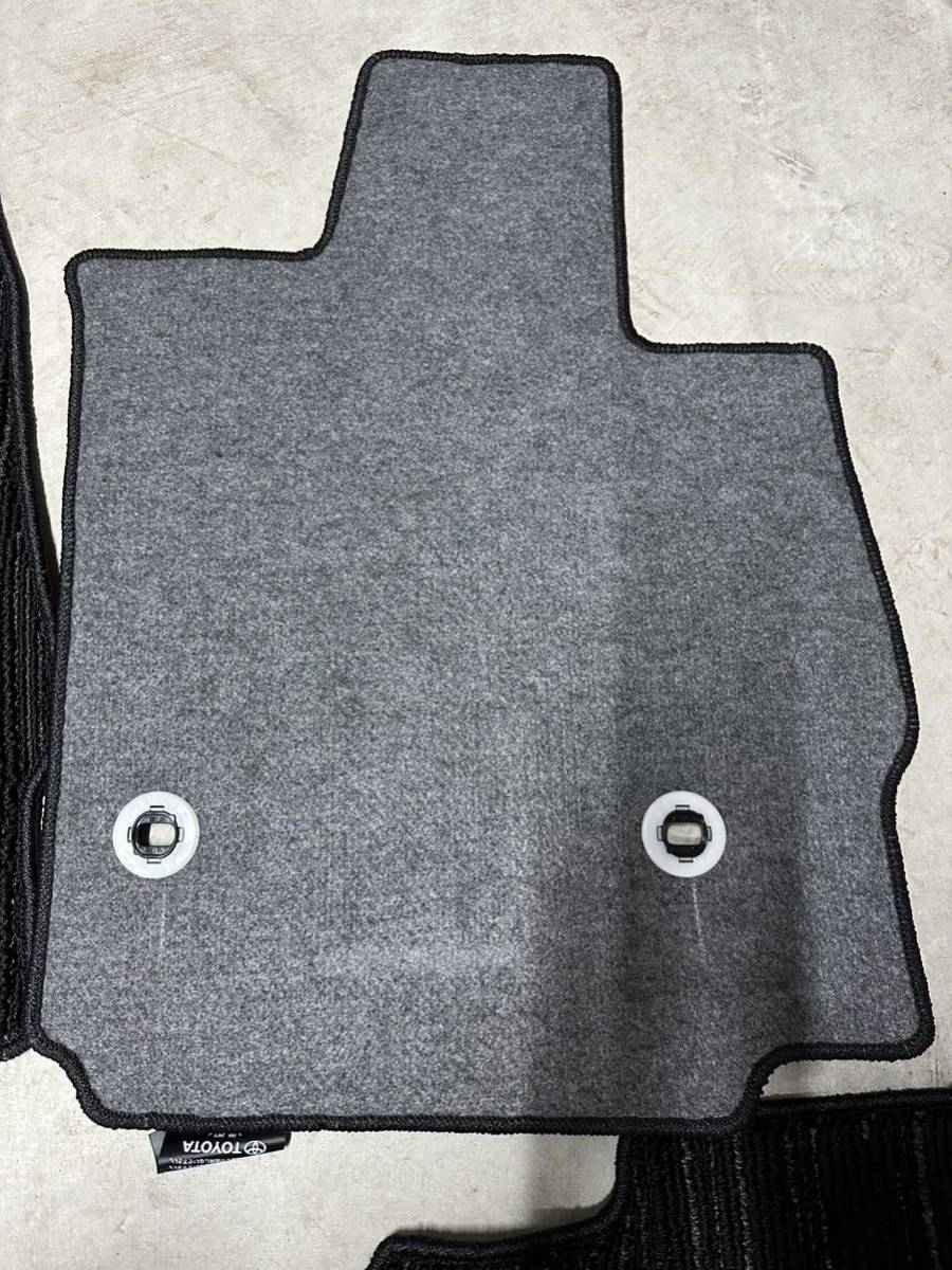 ☆美品☆アルファード☆30系☆SCパッケージ☆純正フロアマット