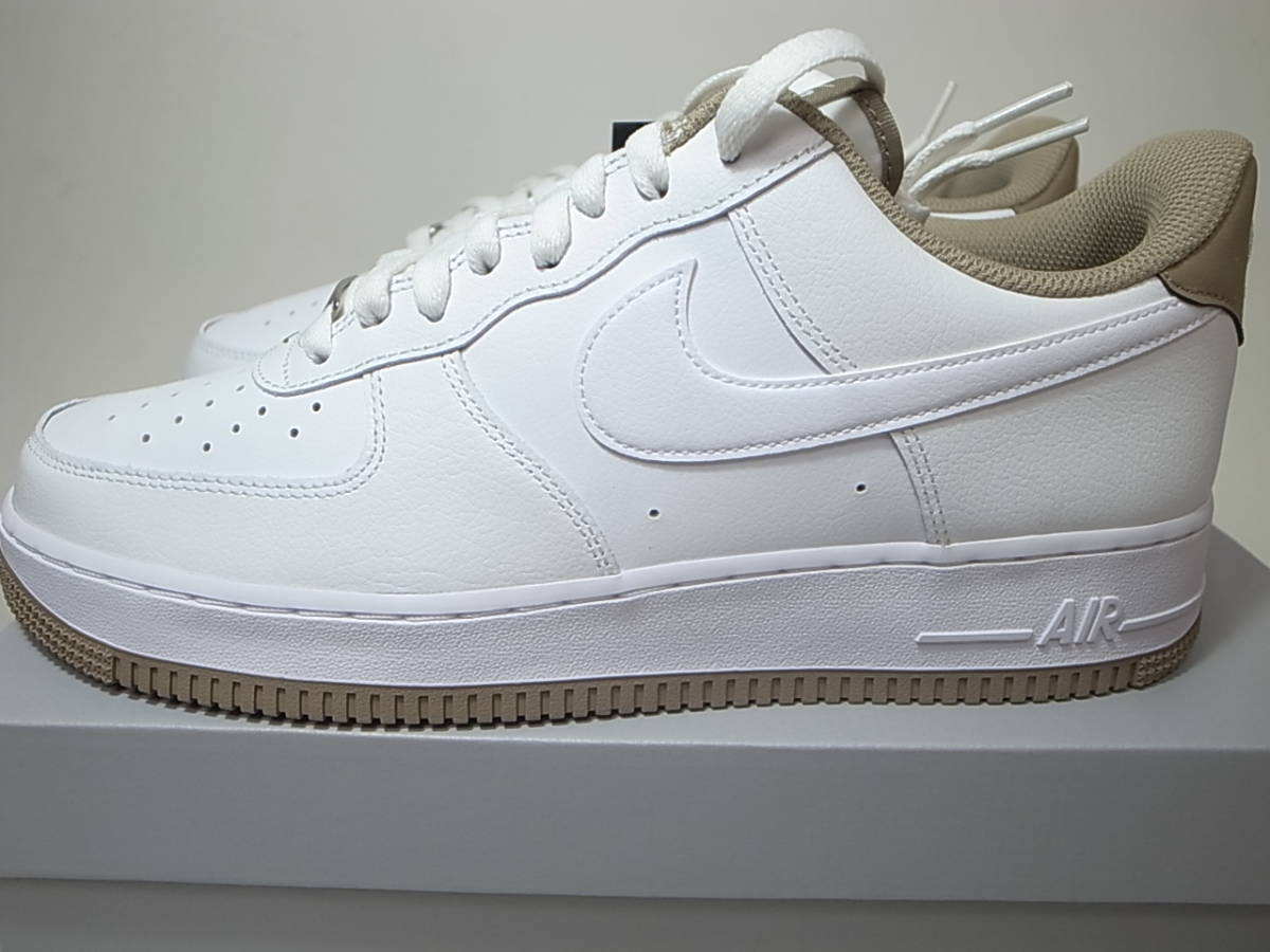 【送料無料 即決】NIKE AIR FORCE 1 ’07 WHITE/WHITE-KHAKI 28.5cm US10.5新品 国内黒タグ付 エアフォース1 DR9867-100 白ホワイト カーキ