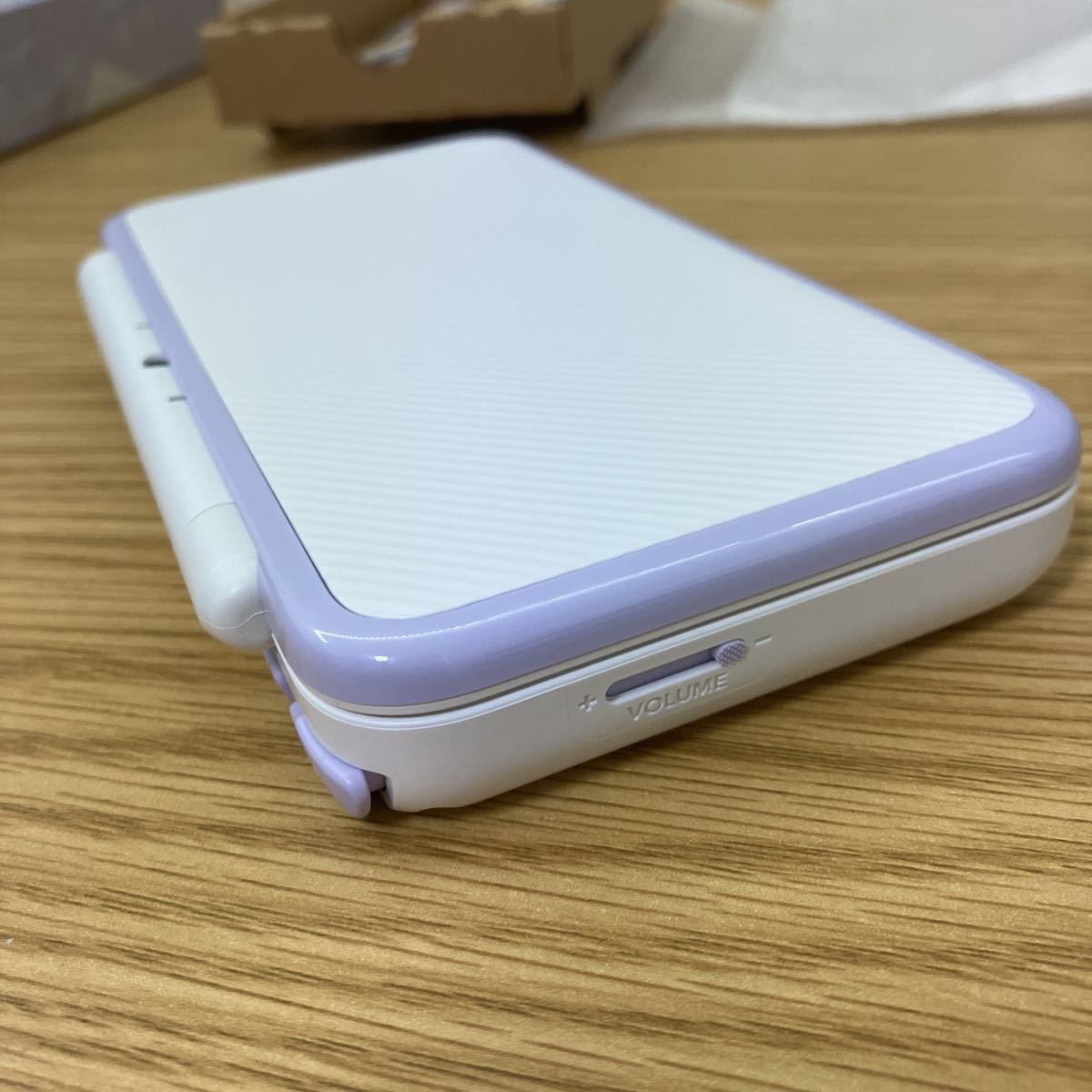 New Nintendo 2DS LL ホワイト × ラベンダー(ニンテンドー3DS LL本体 ...