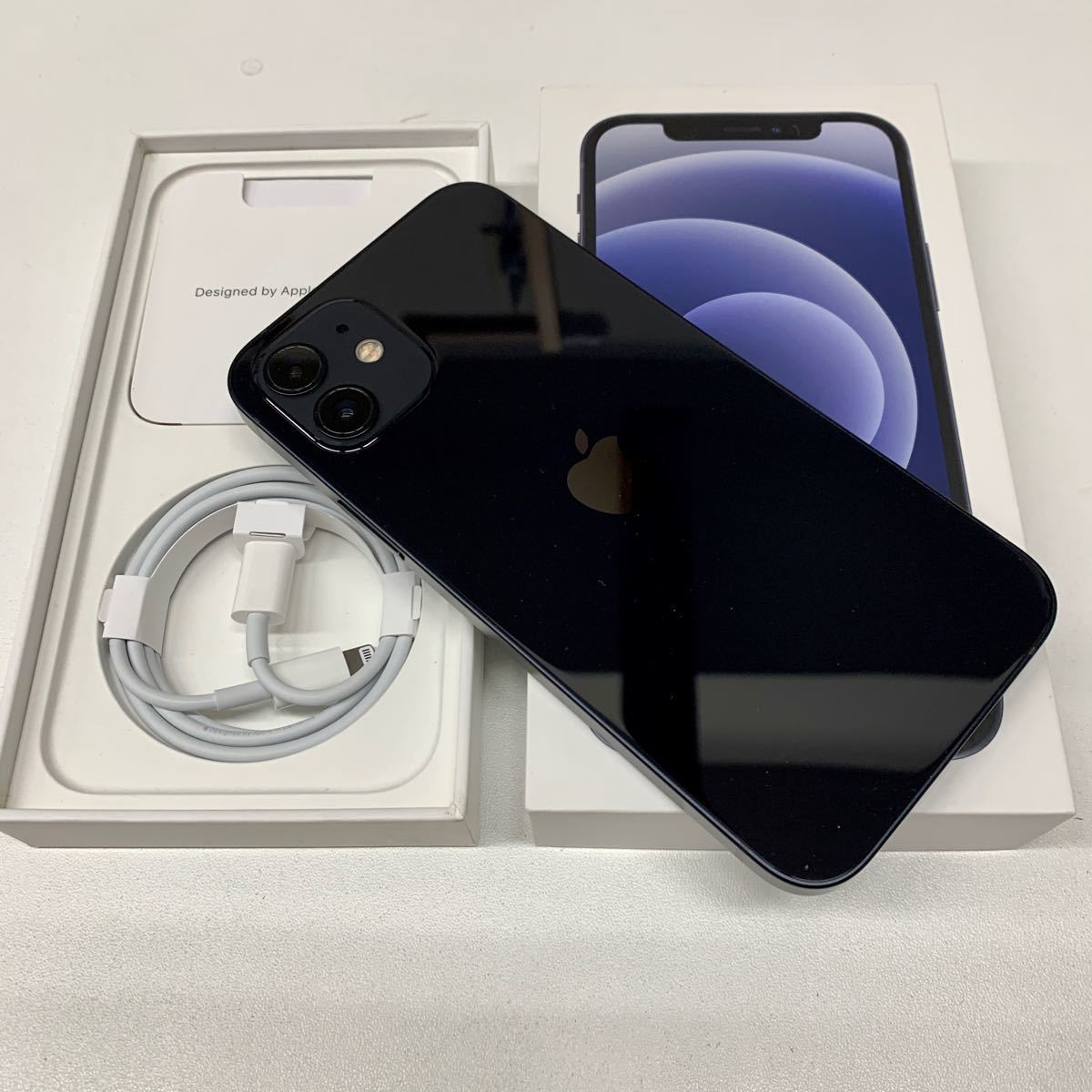 SIMフリー iPhone 12 64GB Black バッテリー90% 美品<本体箱セット