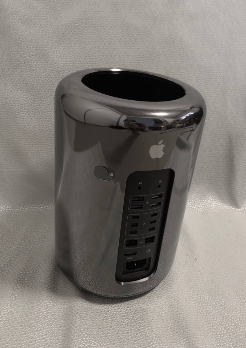 Mac Pro Late 2013 (3.5GHz 6コア/メモリ64GB)-