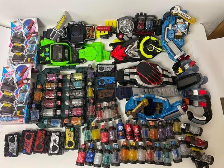 仮面ライダービルド 他 まとめ ベルト8個 フルボトル50個 など