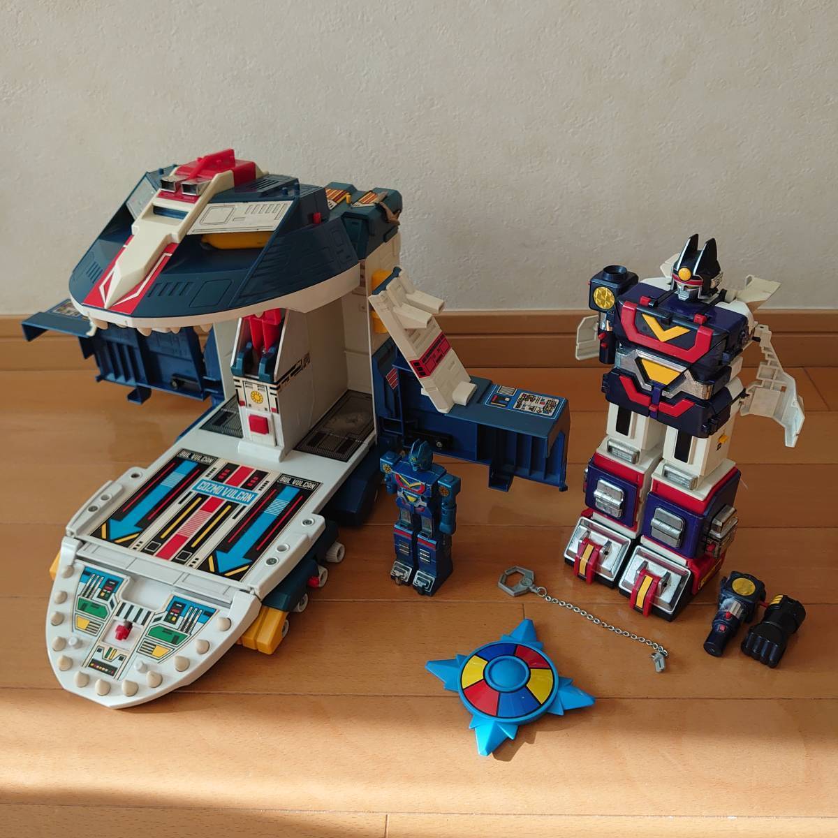 ビッグスケール 太陽合体 ジャガーバルカン + DX超合金 サンバルカン