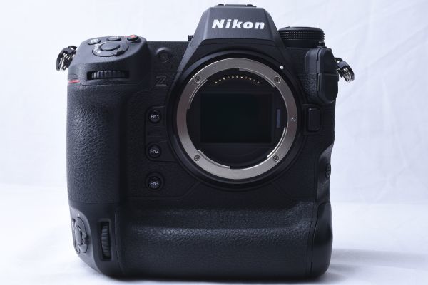 ■ほぼ未使用■ Nikonミラーレスカメラ 一眼 Z9 ボディ ■ショット数1249■の画像2