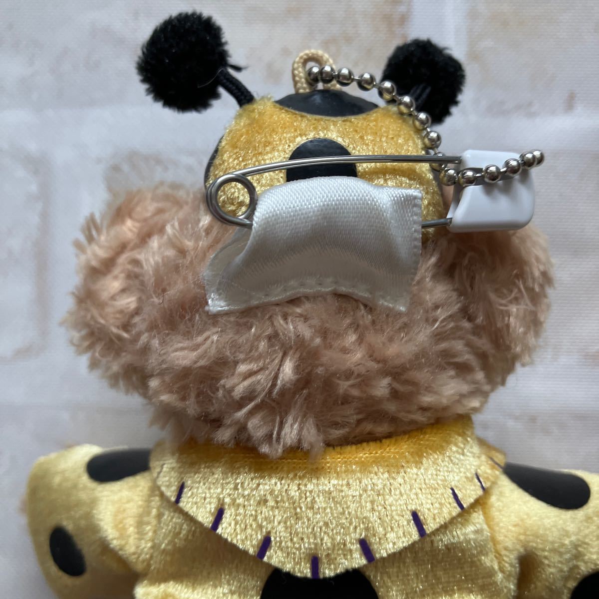 ディズニー ぬいぐるみバッジ ディズニーシー ダッフィー ハチ ディズニー ぬいぐるみバッジ ディズニーシー ダッフィー ハチ