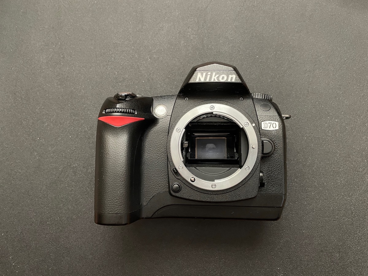 【送料無料】 D70 【天体・赤外線改造】Nikon ②⑦ FUJIフィルター換装改造機(赤外線仕様の場合フィルター種選択可能) or クリア ニコン 【送料無料】 D70 【天体・赤外線改造】Nikon ②⑦ FUJIフィルター換装改造機(赤外線仕様の場合フィルター種選択可能) or クリア ニコン