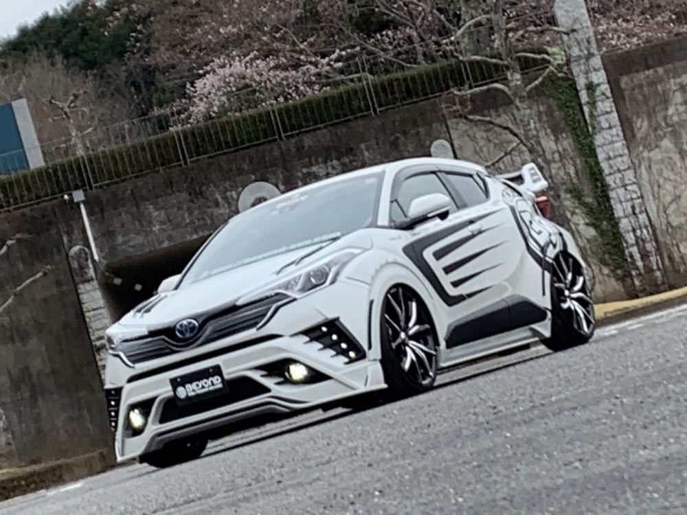 BEYOND C-HR フロントフェンダーダクト_画像5