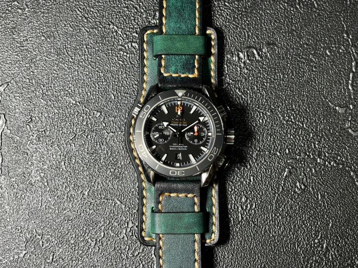 送料無料 腕時計ベルト マット ブンド付き レザーベルト 本革 カラー：グリーン ラグサイズ：20mm 革ベルト _取付イメージ（グリーン22ｍｍタイプ）