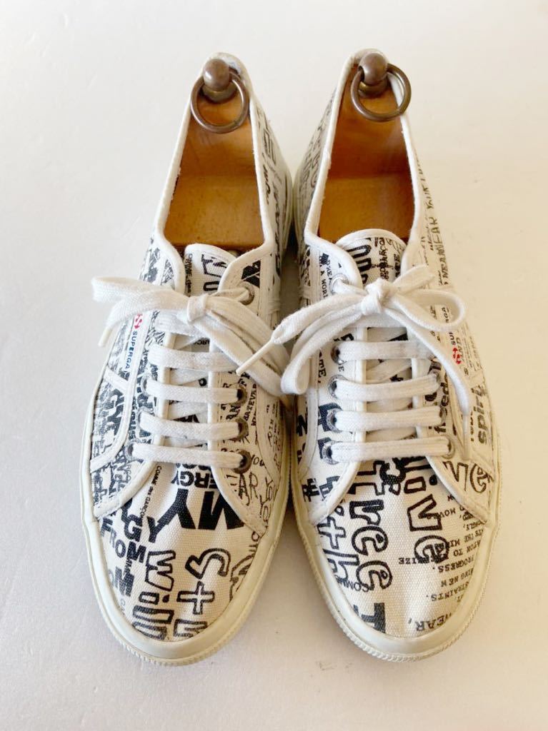 【限定販売】 size SUPERGA x GARCONS des COMME EU44 スペルガ コムデギャルソン 黒 白 キャンバススニーカー 別注 1/2 US10 男性用 【限定販売】 size SUPERGA x GARCONS des COMME EU44 スペルガ コムデギャルソン 黒 白 キャンバススニーカー 別注 1/2 US10 男性用