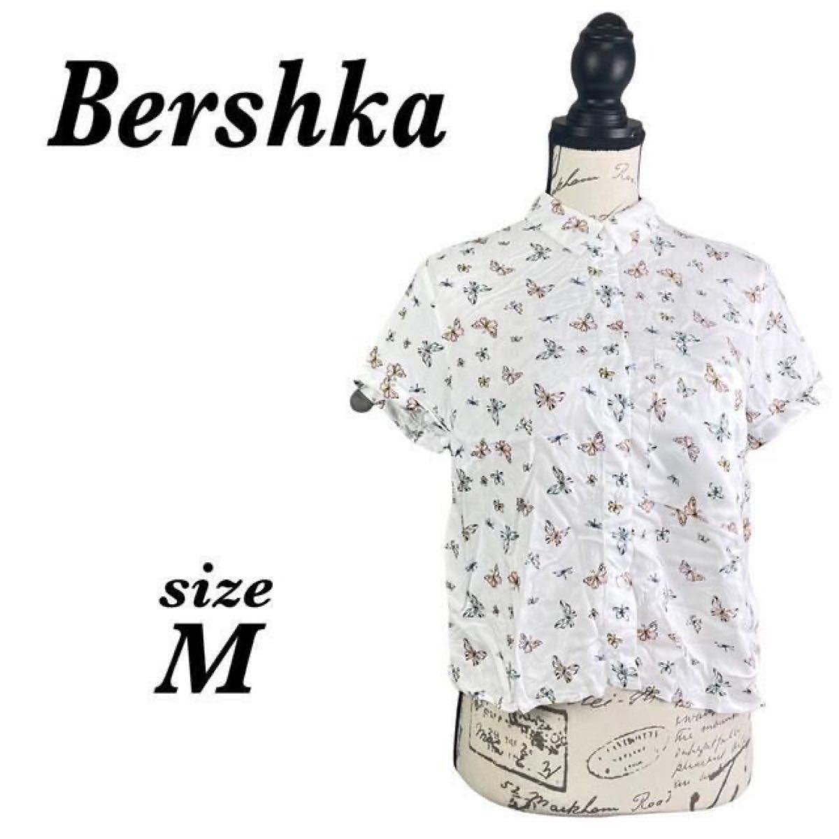【新品タグ付】Bershka ベルシュカ　シャツ　ブラウス　蝶柄　ホワイト
