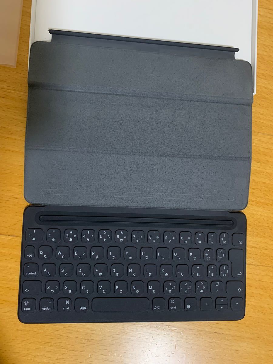 未開封 iPad 9/8/7/Pro 10.5/Air 3用スマートキーボード 熱販売 17413