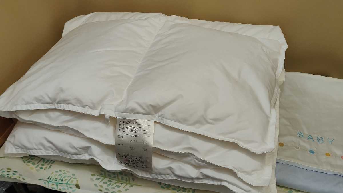 * unused west river living baby feathers .. futon 95×120 made in Japan white baby child laundry possible futon thin 