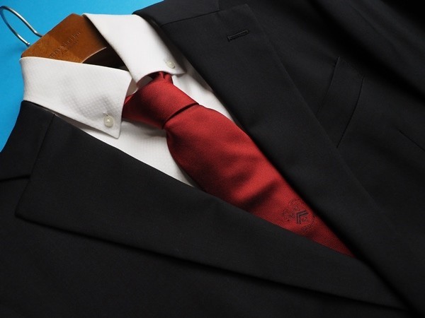 新品定価7.5万円 COMME CA MEN コムサメン 秋冬『CERRUTI チェルッティ 伊製生地』ウールギャバジン 無地 スーツLL/L黒(05) 01GN01_画像3