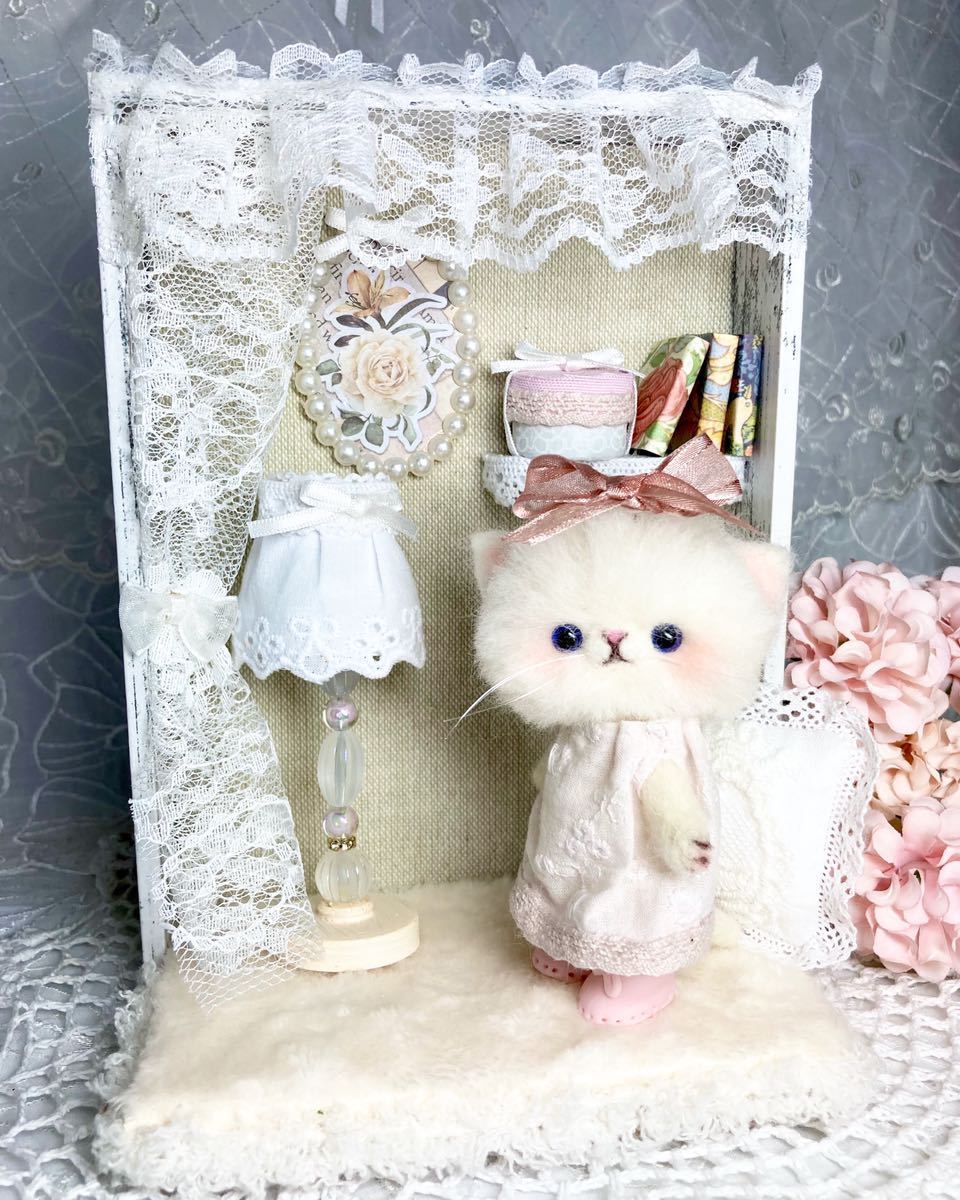 良好品】 mimiko☆三毛猫☆羊毛フェルト☆ミニチュア☆ドールハウス