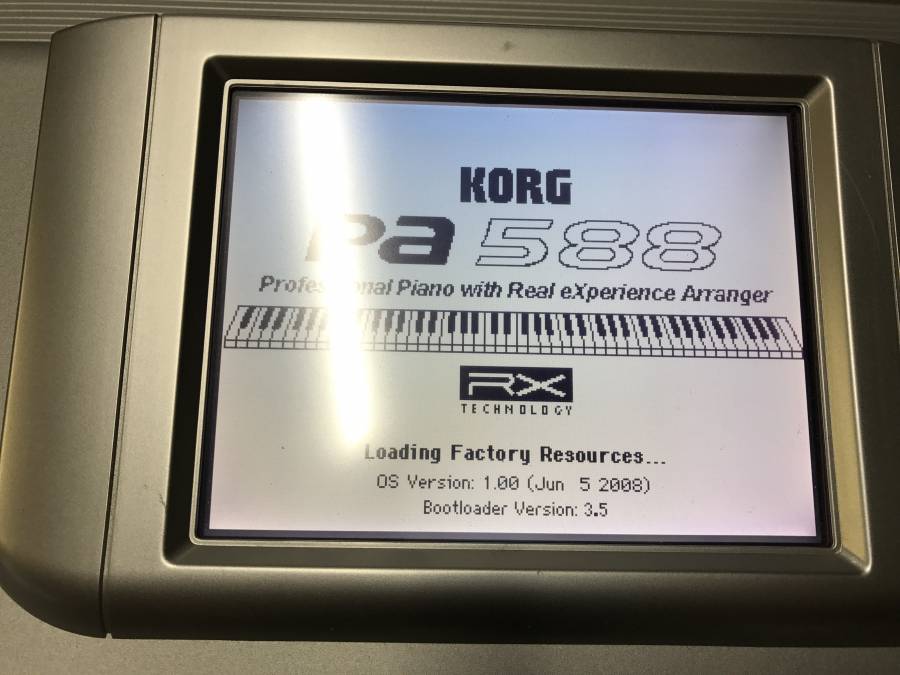 [ used electronic piano ]KORG Pa588 [ stand attaching ]