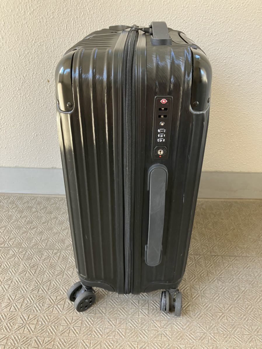 [ suitcase ] Claw s Carry case black machine inside bring-your-own possible with translation 