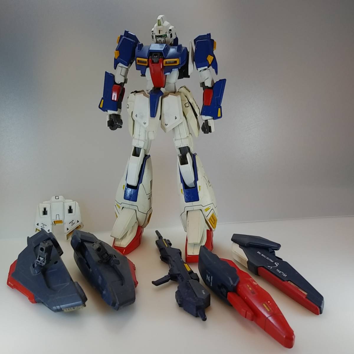 HGUCキュベレイ、バウ、ＭＧゼータガンダムほか　ジャンク品　欠品多数_画像3