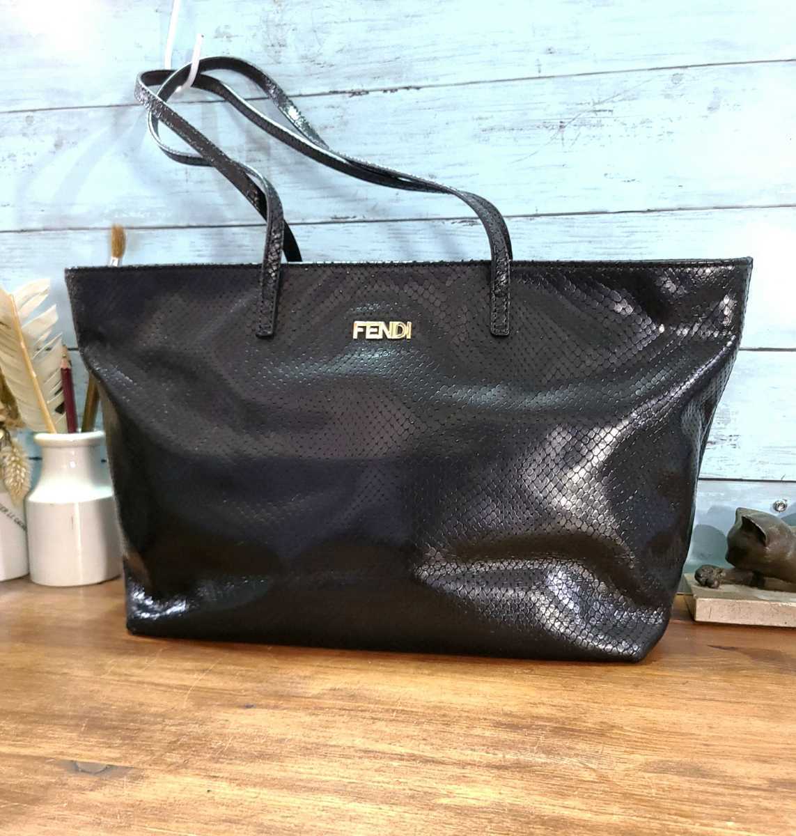 ヤフオク! - 超美品☆FENDI フェンディ レザー トートバッグ ショ...