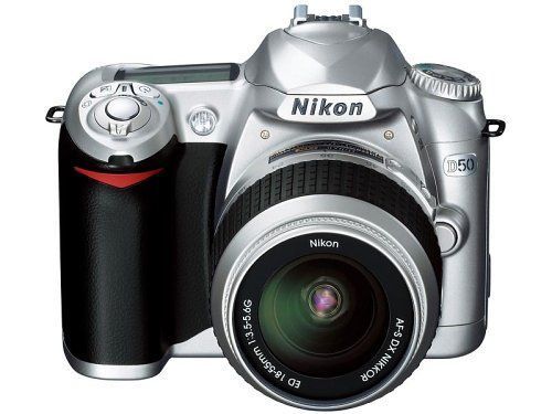 Nikon D50 シルバー デジタル一眼レフカメラ レンズキット〔AF-S DX ズームニッコール ED 18~55mm F3.5~5.6