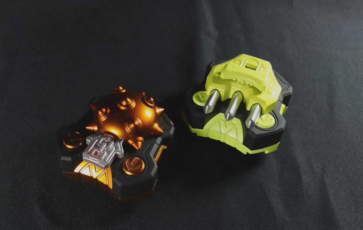 仮面ライダーギーツ DXチェーンアレイ クローレイズバックルセット