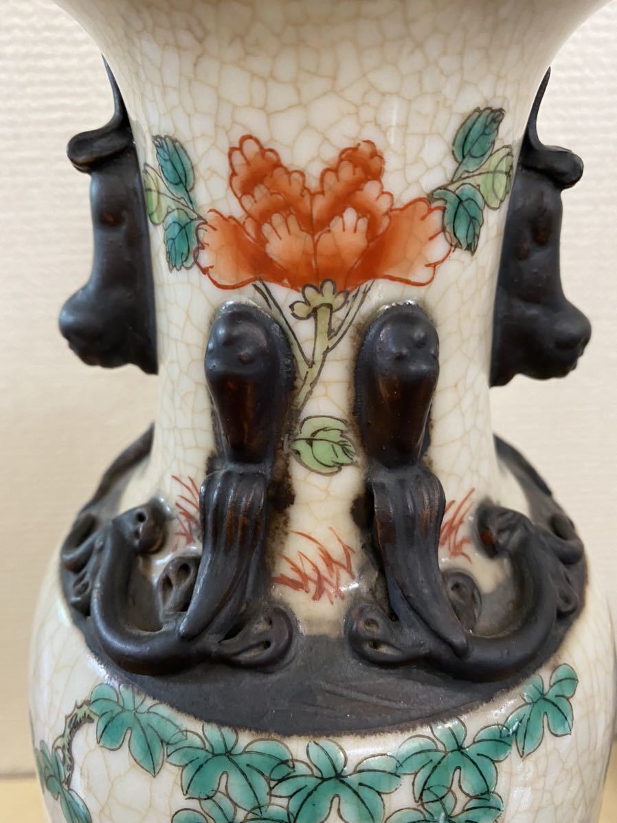 中国 古美術 成化年造款哥釉鉄泥粉彩鳳鳥花器古玩 蔵出 .骨董品 中国 古美術 成化年造款哥釉鉄泥粉彩鳳鳥花器古玩 蔵出 .骨董品