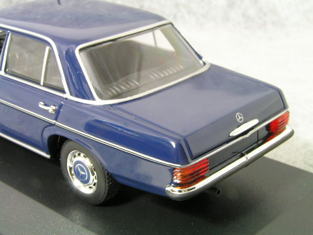 ● 1/43 メルセデス ベンツ 〓 200D ( W114 - W115 ) / ブルー 〓 Mercedes_画像7