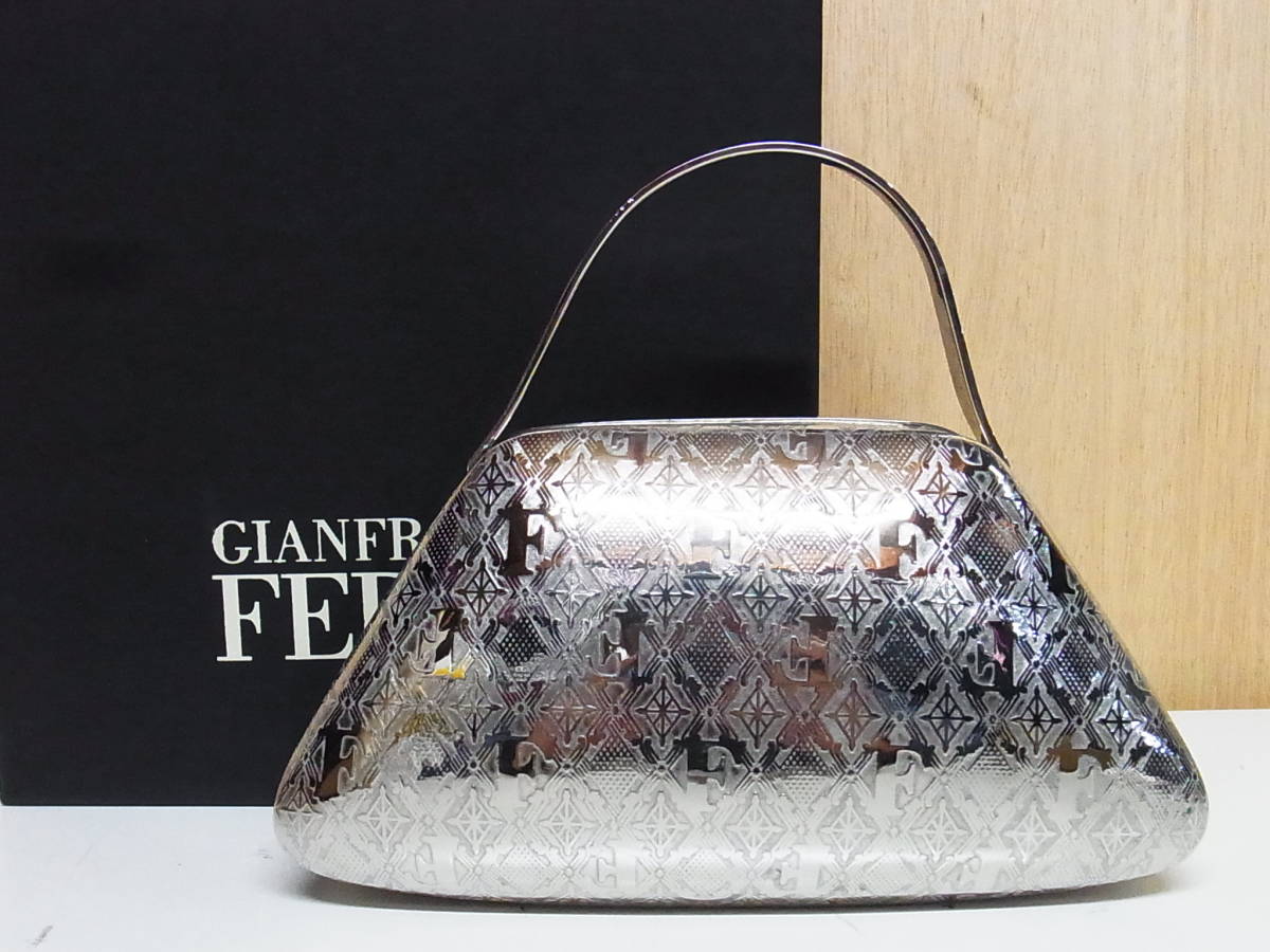 TS rare GIANFRANCO FERRE Gianfranco Ferre metal clutch bag silver party bag bag sculpture 