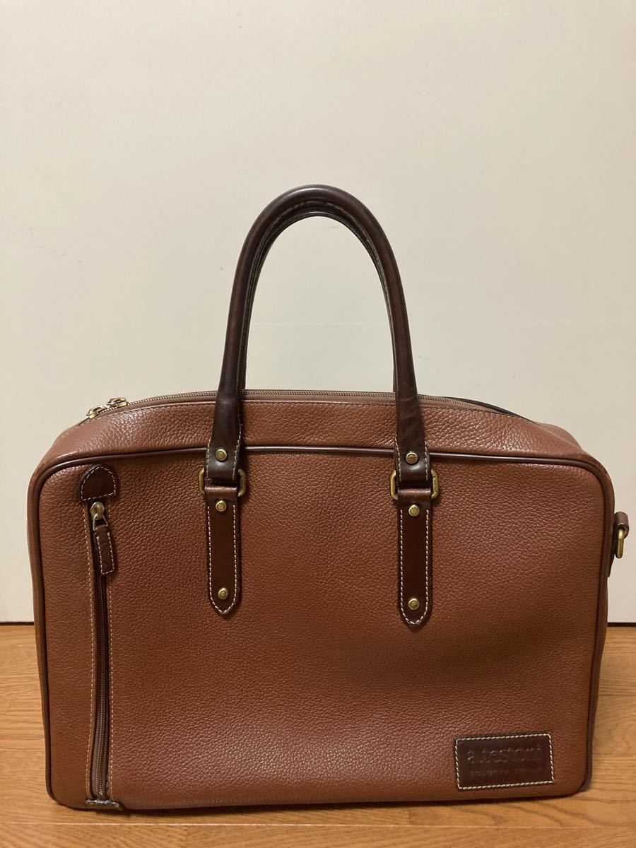当店は最高な サービスを提供します 美品 アテストーニ ビジネスバッグ