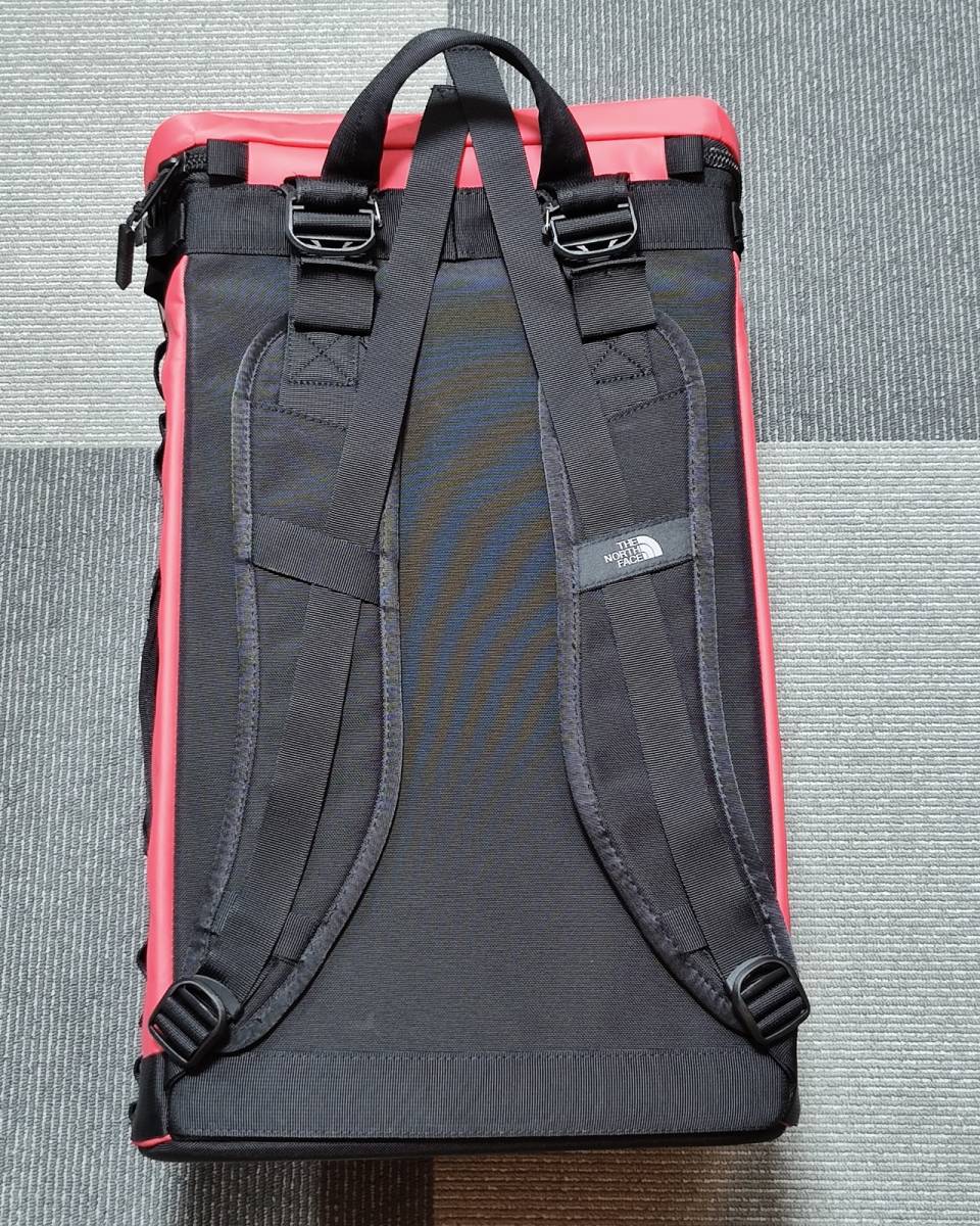新品未使用 ノースフェイス BC ギア バケット パック NM82039 新品未使用 ノースフェイス BC ギア バケット パック NM82039