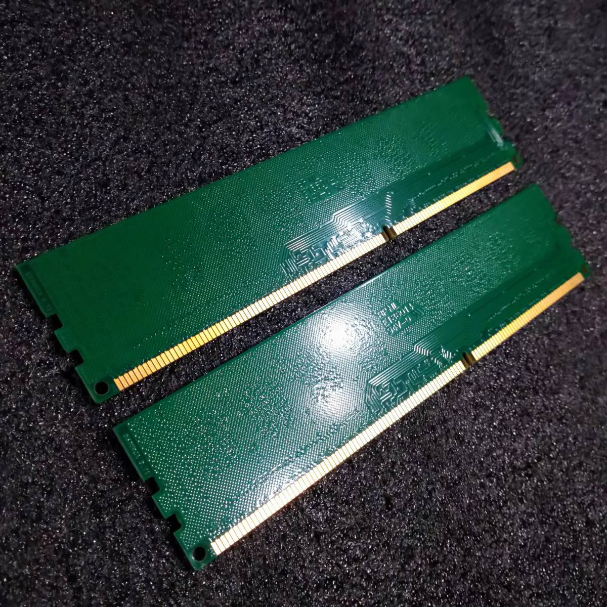 【中古】DDR3メモリ 8GB[4GB2枚組] SanMax SMD-4G28HP-16KZ [DDR3-1600 PC3-12800] _画像4