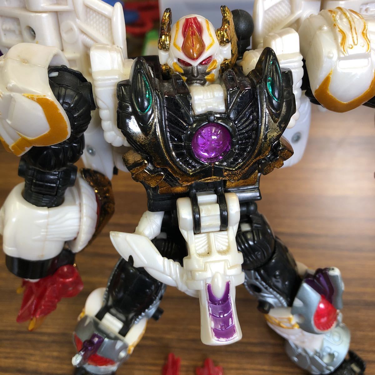 トランスフォーマー カーロボット究極破壊神デビルギガトロン-