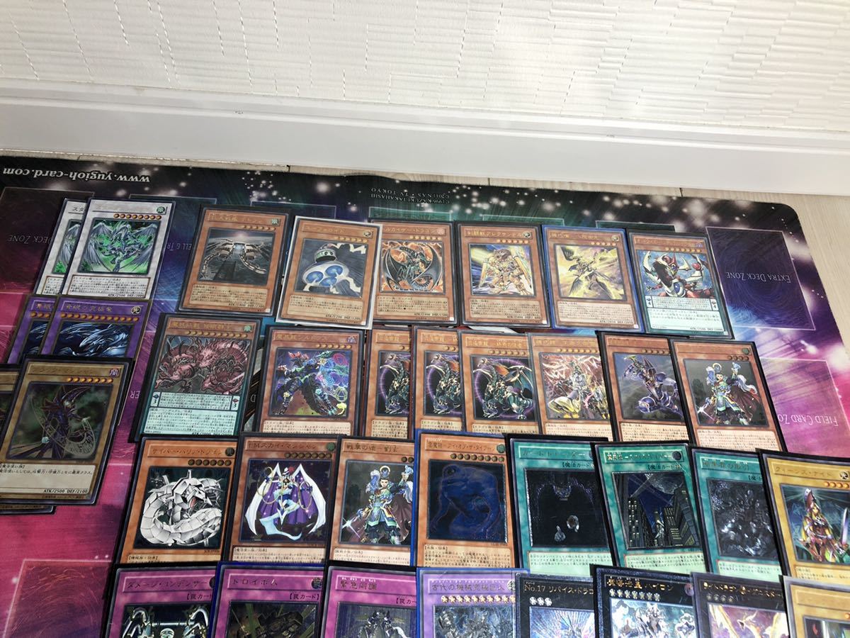遊戯王/コレクション引退品/HEROデッキ付き/全370枚/非売品.付属品大量