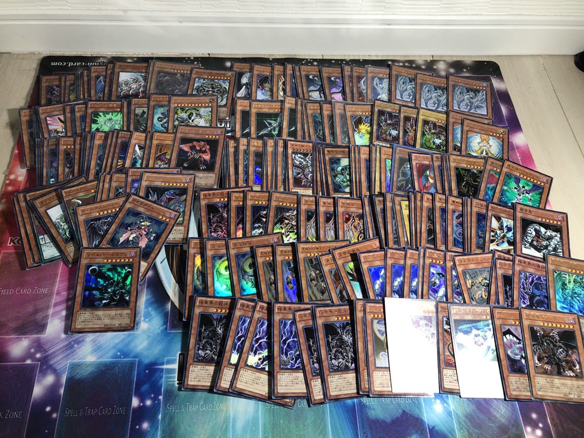 遊戯王/コレクション引退品/HEROデッキ付き/全370枚/非売品.付属品大量