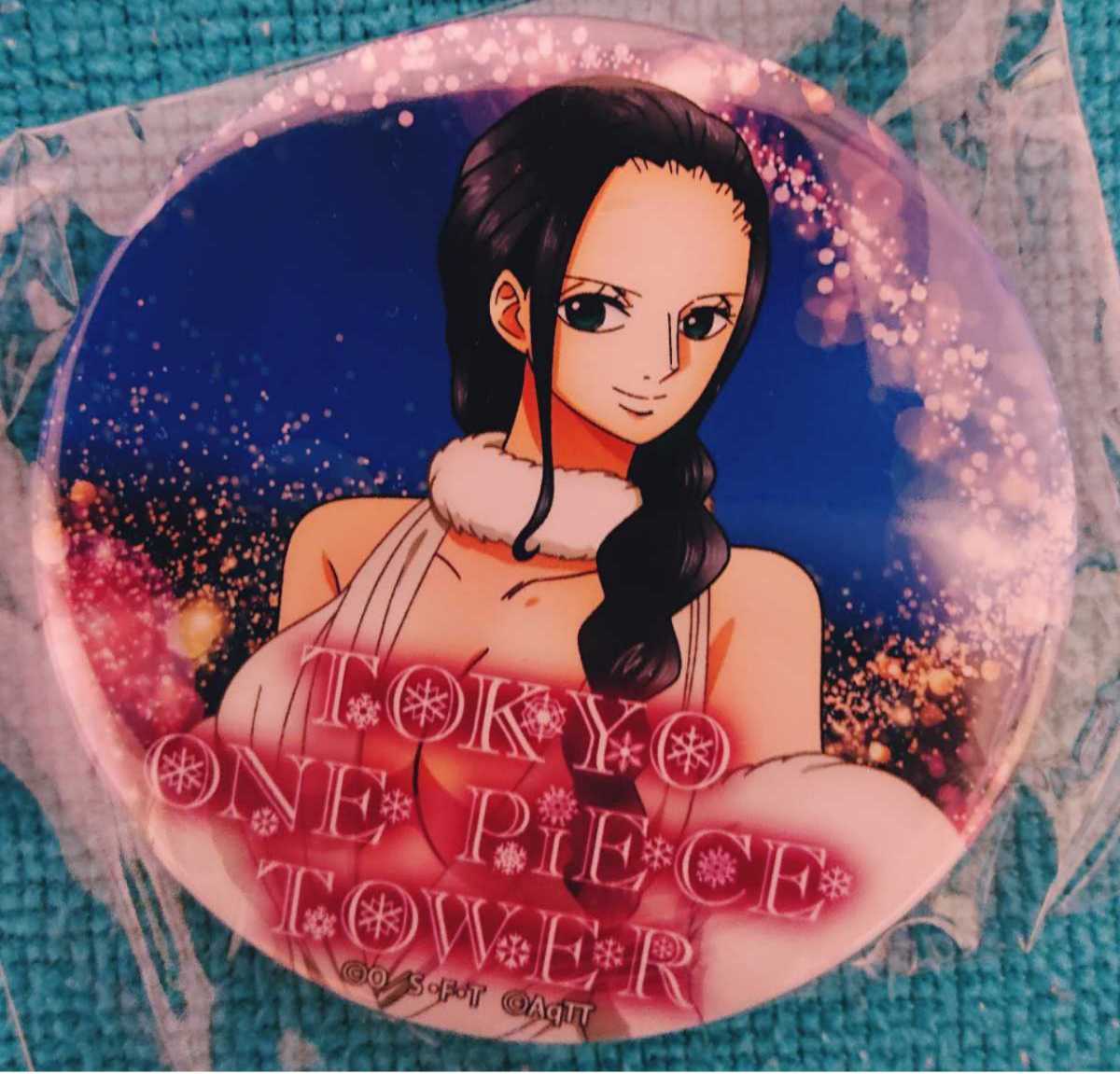 ロビン☆ワンピース ONE PIECE 缶バッジ 東京ワンピースタワー レア