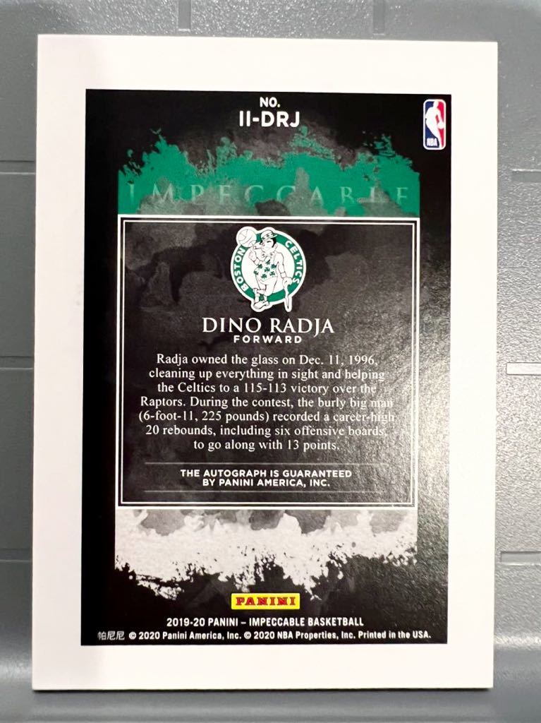 激レア最高級版直書/99 Auto 19 Panini Impeccable Dino Radja ディノ・ラジャ サイン バスケ Celtics NBA ユニフォーム 2018 Hall of Fame_画像2