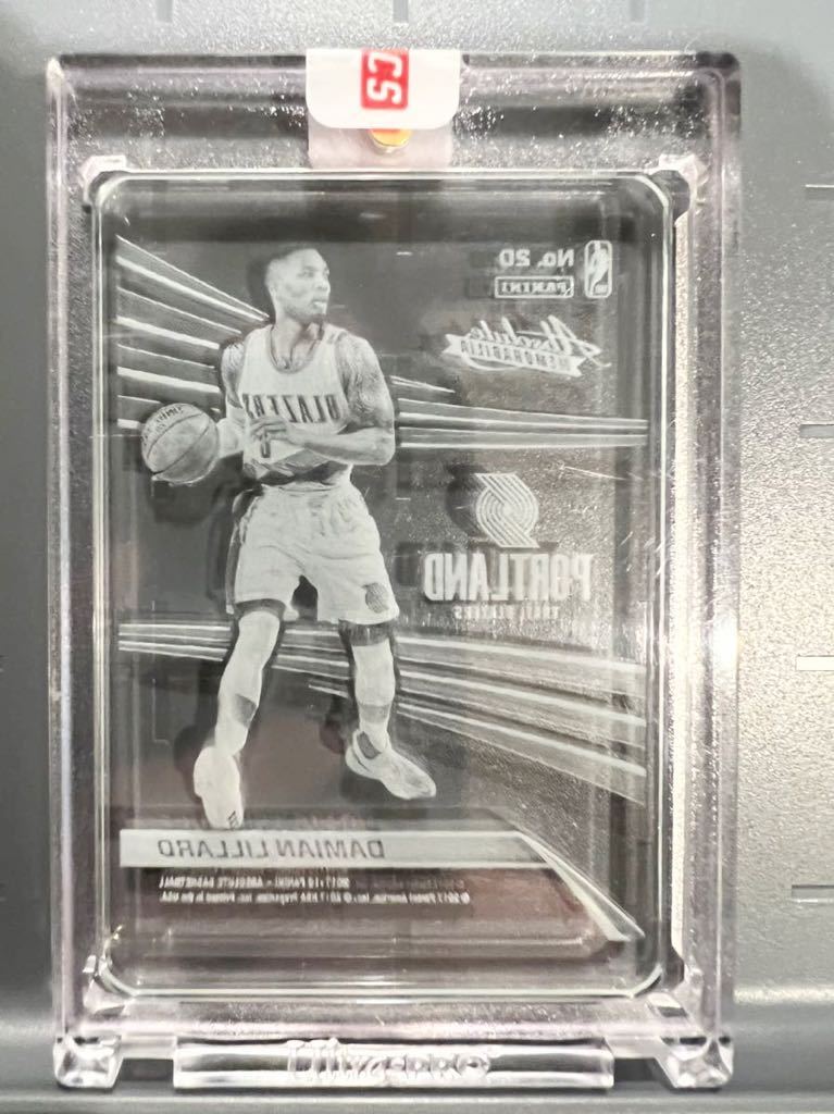 Case Hit!! Sealed Glass 17-18 Panini Absolute Damian Lillard デイミアン・リラード NBA ガラス バスケ Blazers All-star シール未開封_画像2