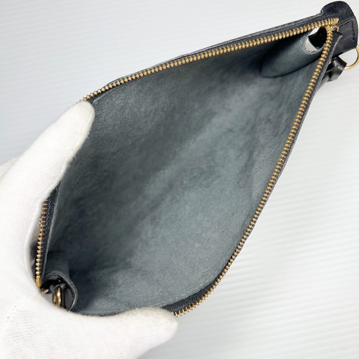ルイヴィトン アクセソワール エピ 黒シルバー 美品 激安価額 www.m
